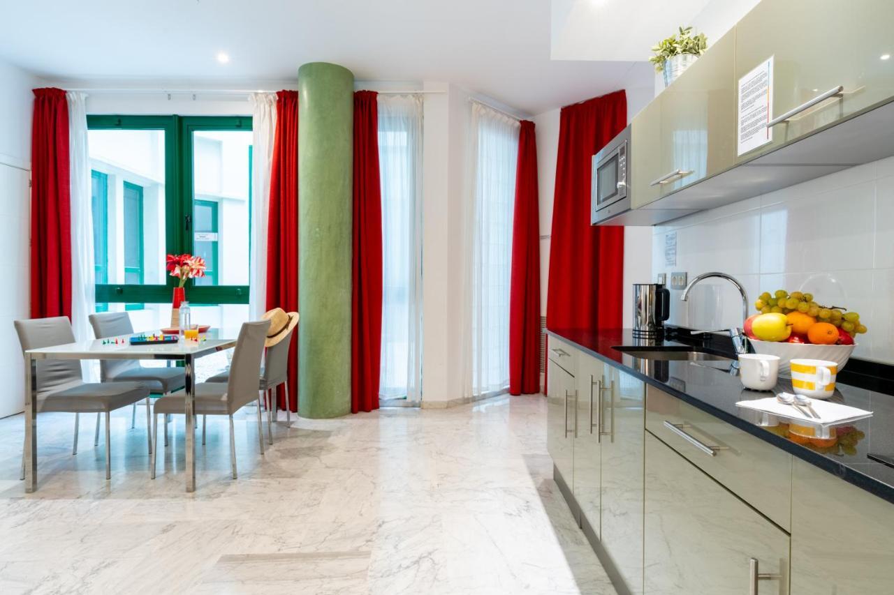 Sevilla Central Suites Apartamentos Puerta Jerez Exterior photo