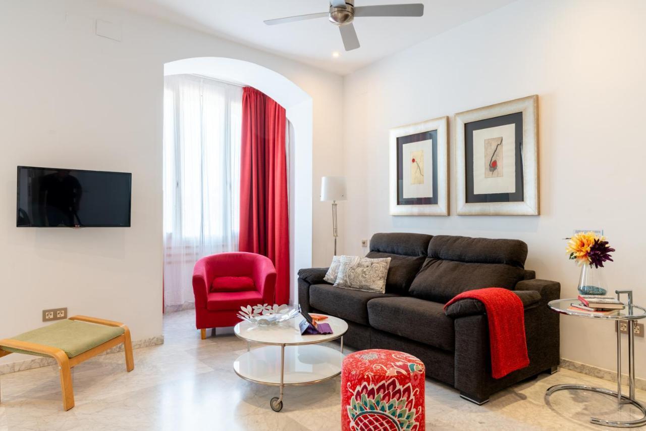 Sevilla Central Suites Apartamentos Puerta Jerez Exterior photo