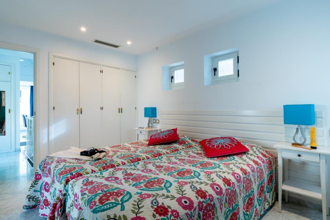 Sevilla Central Suites Apartamentos Puerta Jerez Exterior photo