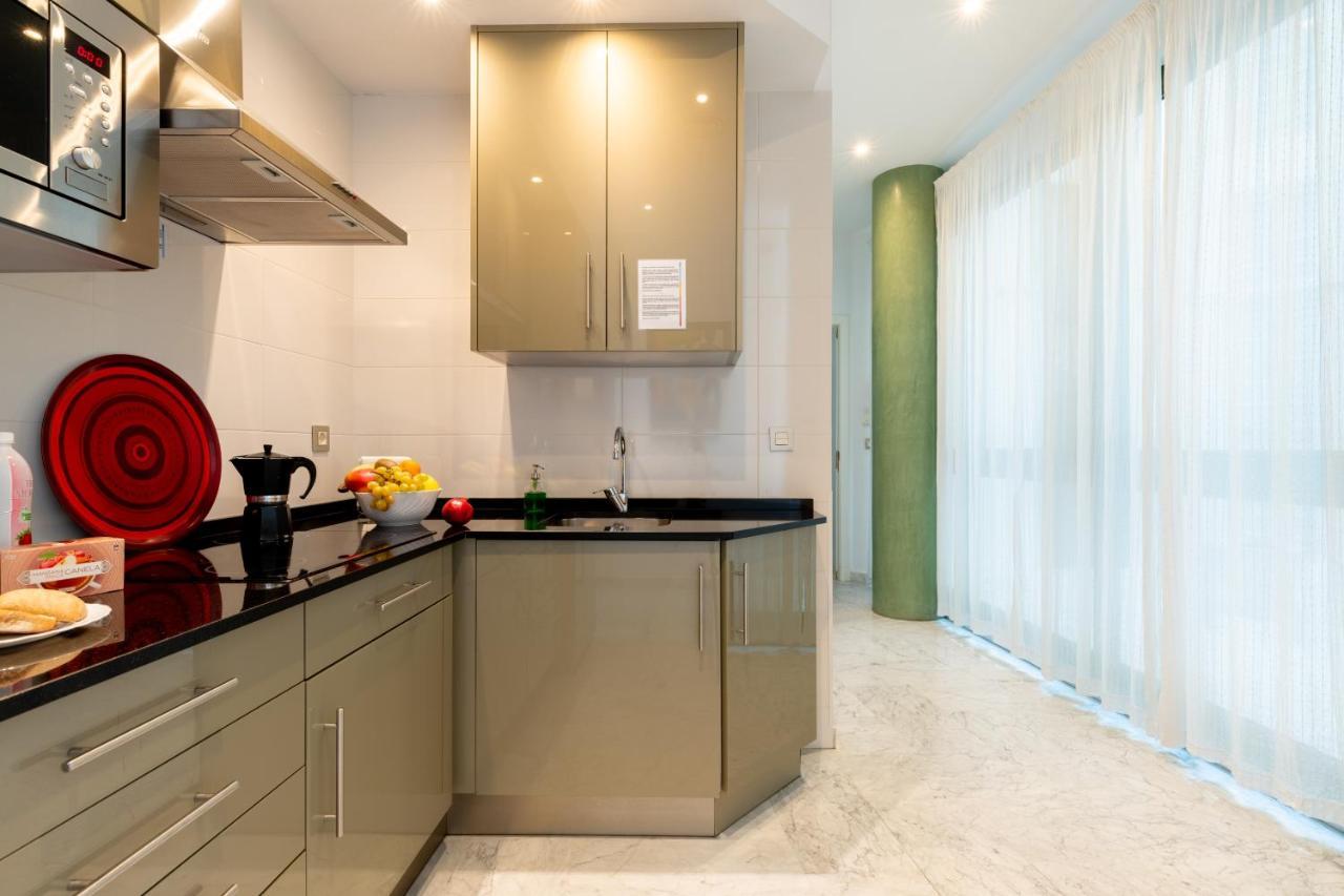 Sevilla Central Suites Apartamentos Puerta Jerez Exterior photo