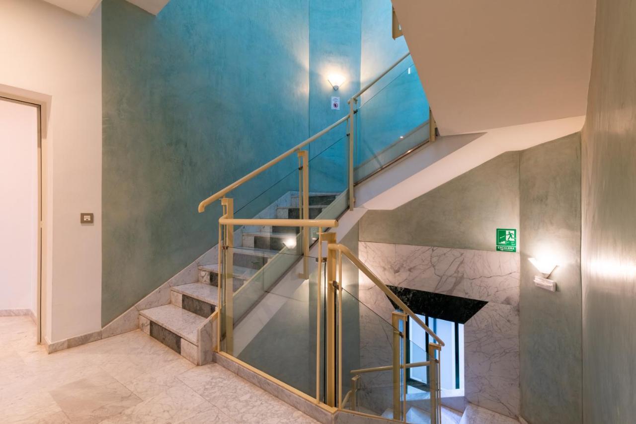 Sevilla Central Suites Apartamentos Puerta Jerez Exterior photo